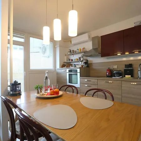 Appartement Thomas 028 *